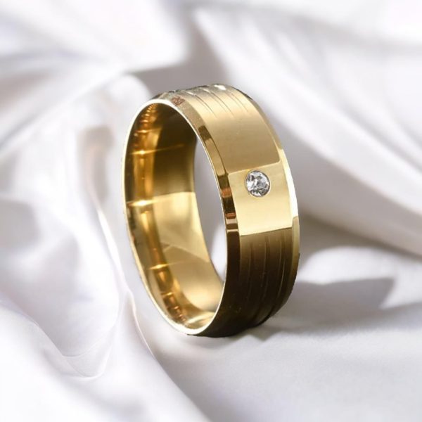 Golden Zircon Stainless Steel Ring for Men/Women – Hypoallergenic & Durable